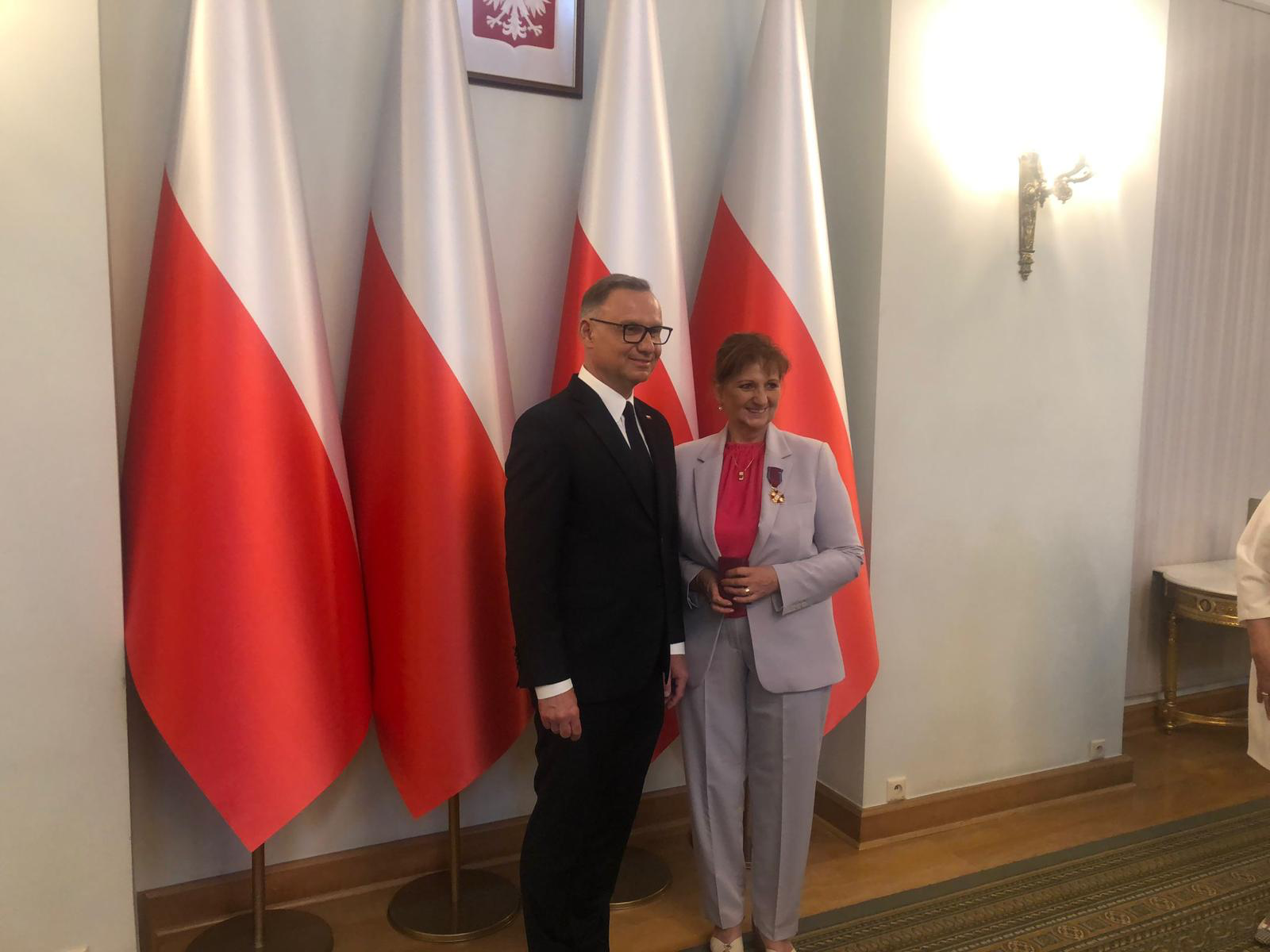 Prof. dr hab. Barbara Kromolicka odznaczona przez Prezydenta Rzeczypospolitej Polskiej Andrzeja Dudę Złotym Krzyżem Zasługi