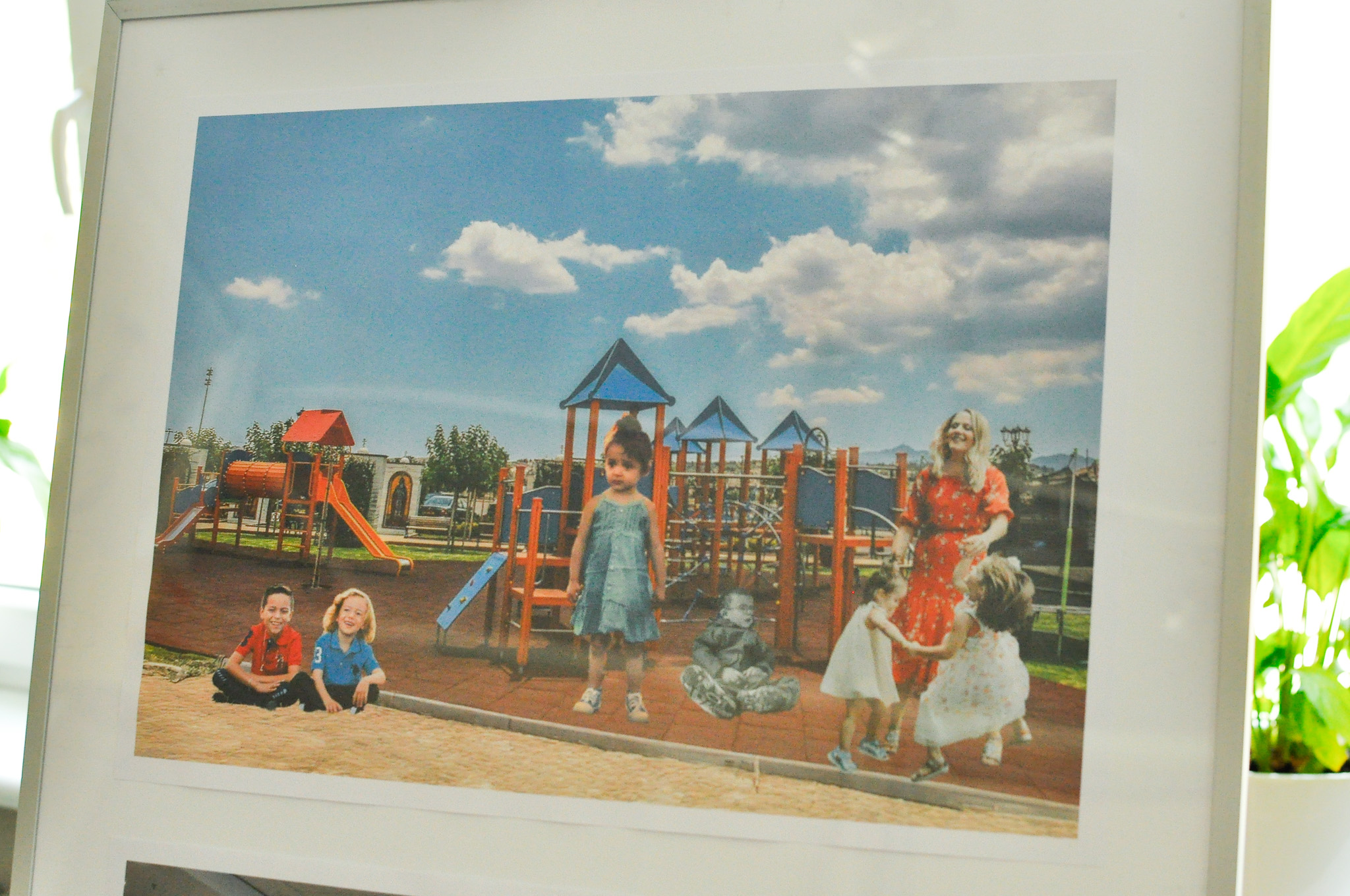 Miesiąc świadomości autyzmu w Instytucie Pedagogiki – Wystawa prac studentów