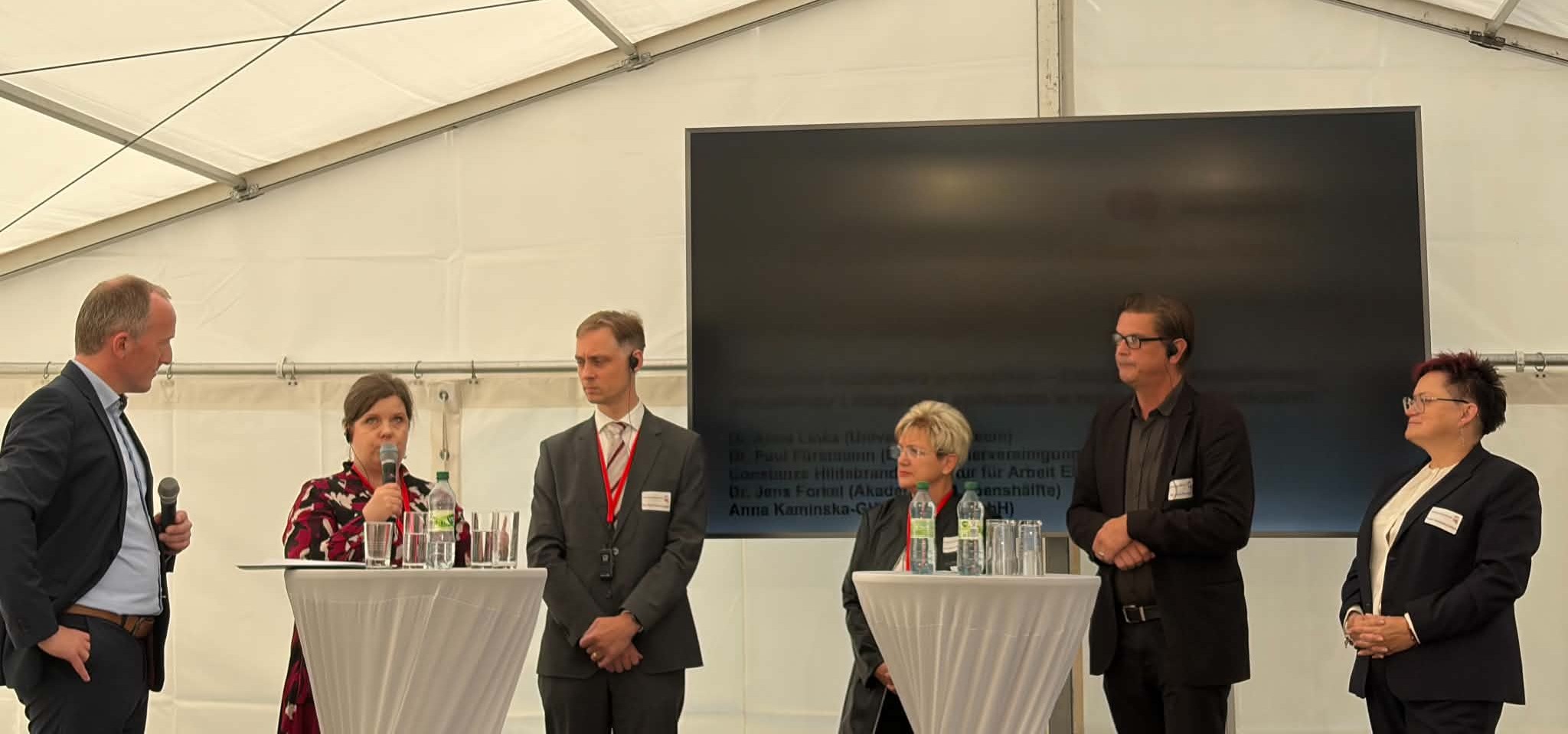 dr Anna Linka, reprezentując Katedrę Pedagogiki Społecznej Instytutu Pedagogiki US, uczestniczyła w jubileuszu 35-lecia Uckermärkischer Bildungsverbund GmbH (Uckermarskiego Związku Edukacyjnego)