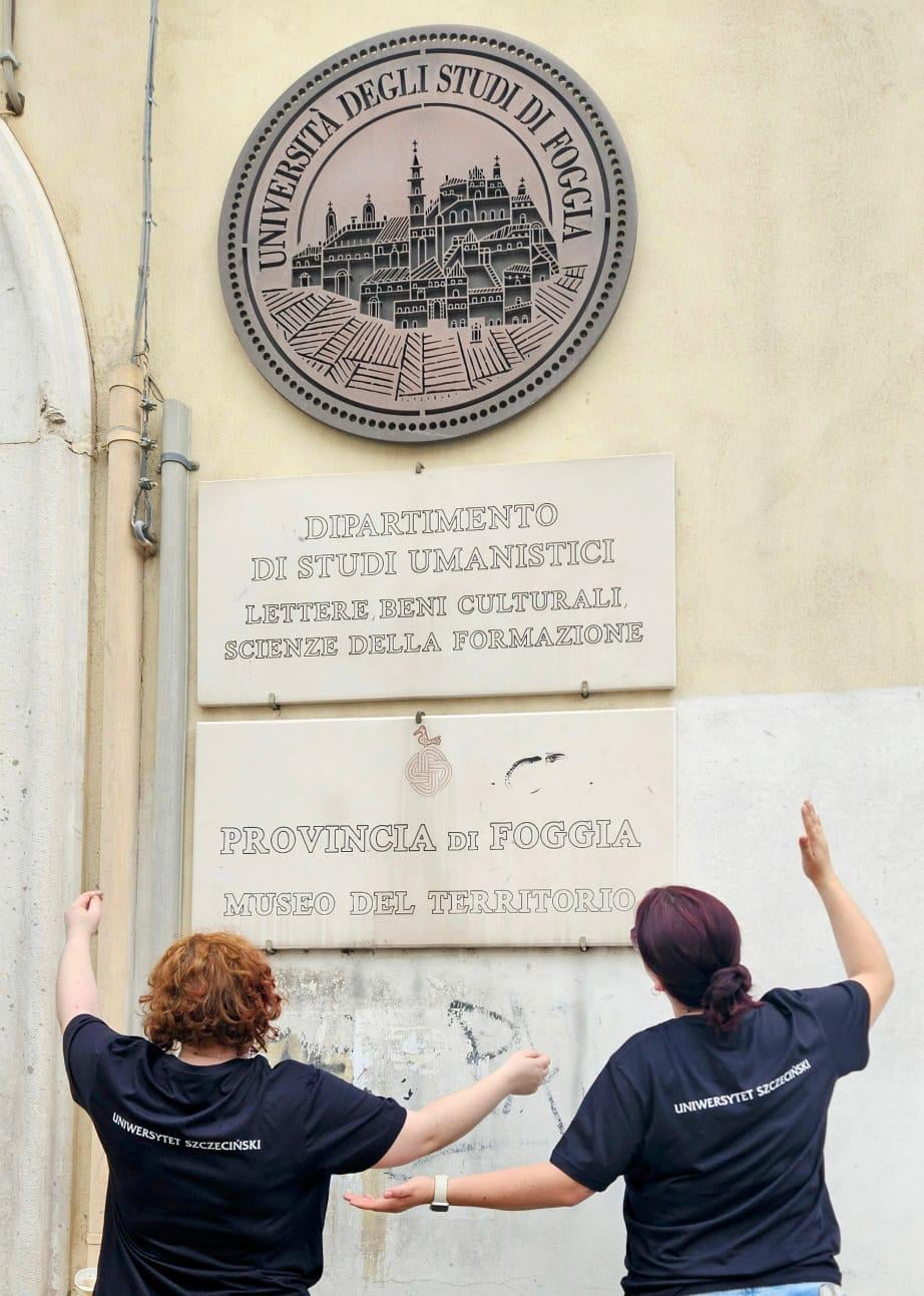 Udział studentek Instytutu Pedagogiki w projekcie dydaktycznym „Beyond stereotypes. Educating about gender at pre-school age” w Foggii