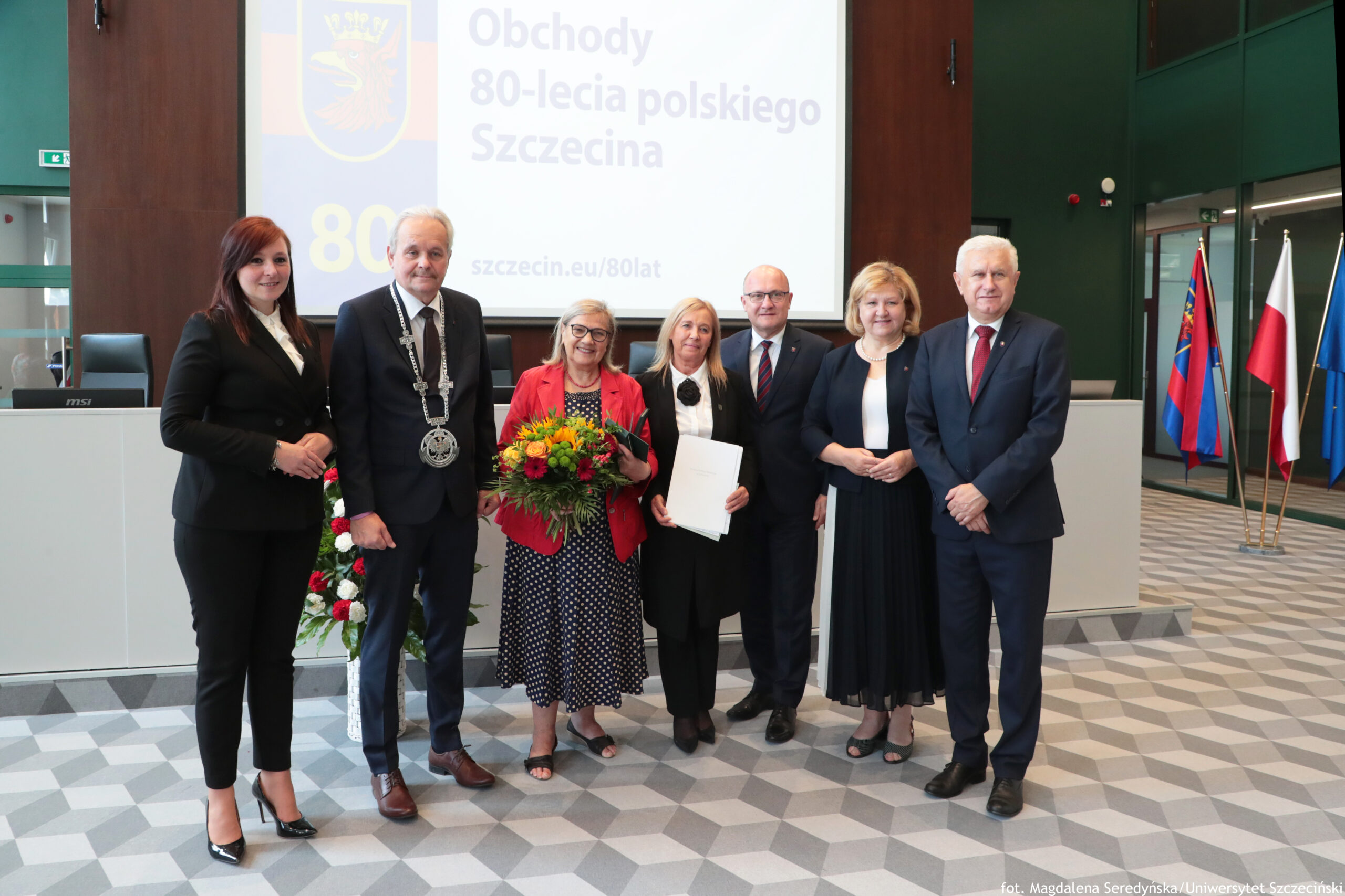 Pani Profesor Maria Czerepaniak-Walczak uhonorowana  Medalem za Zasługi dla Miasta Szczecina